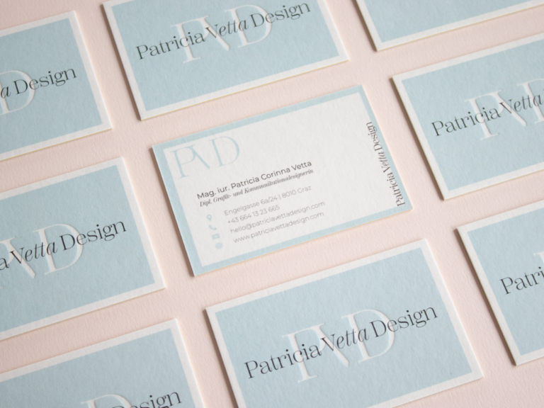 Business Cards Graphicdesigner Patricia Vetta in pastel blue